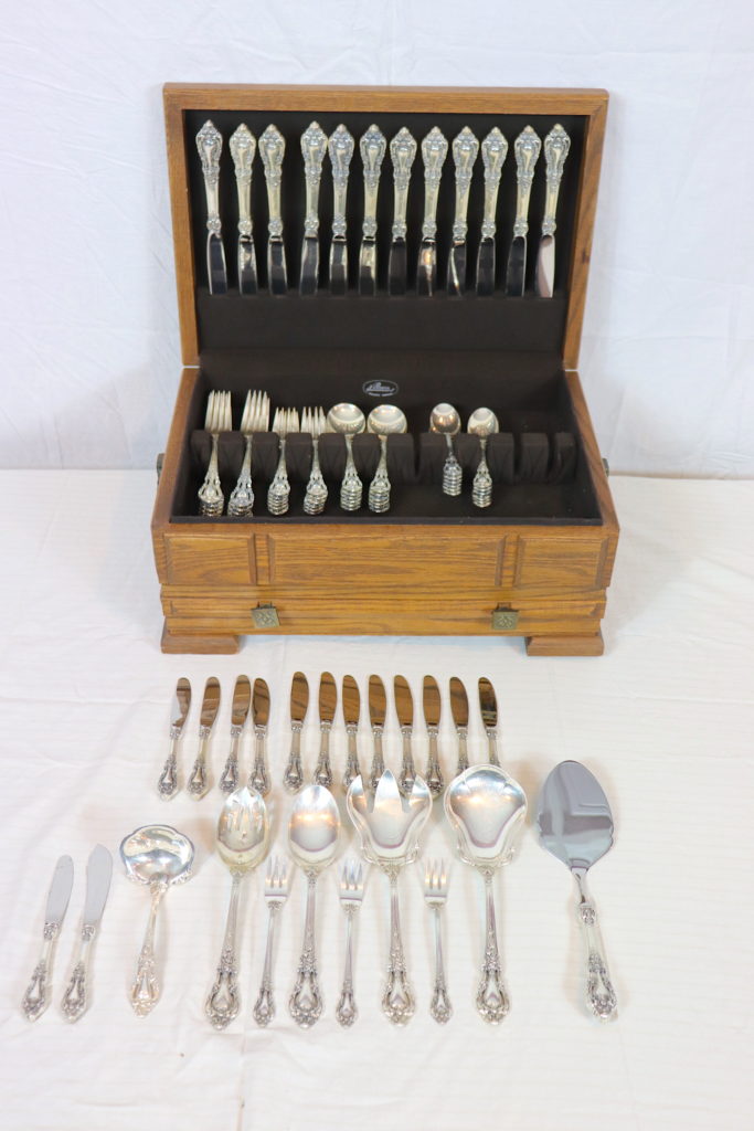 83 Pc Sterling Flatware By Lunt. Pattern: Eloquence. Service For 12 (Approx 104 Ozt)