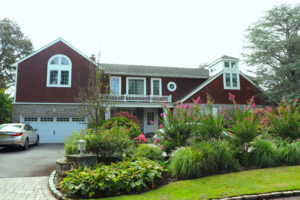Hewlett Harbor house