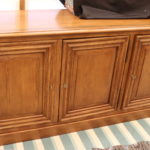 Large Wood Entertainment Console With Cabinet Great For Storage
