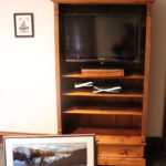 Quality Pine Entertainment Hutch Cabinet With 32" Samsung TV Great For TV And Media Storage