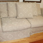 Vanguard Furniture 6 Loose Pillow Back Roll Arm Slipcovered Sofa