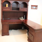Large 3 Piece Desk Unit With Hutch